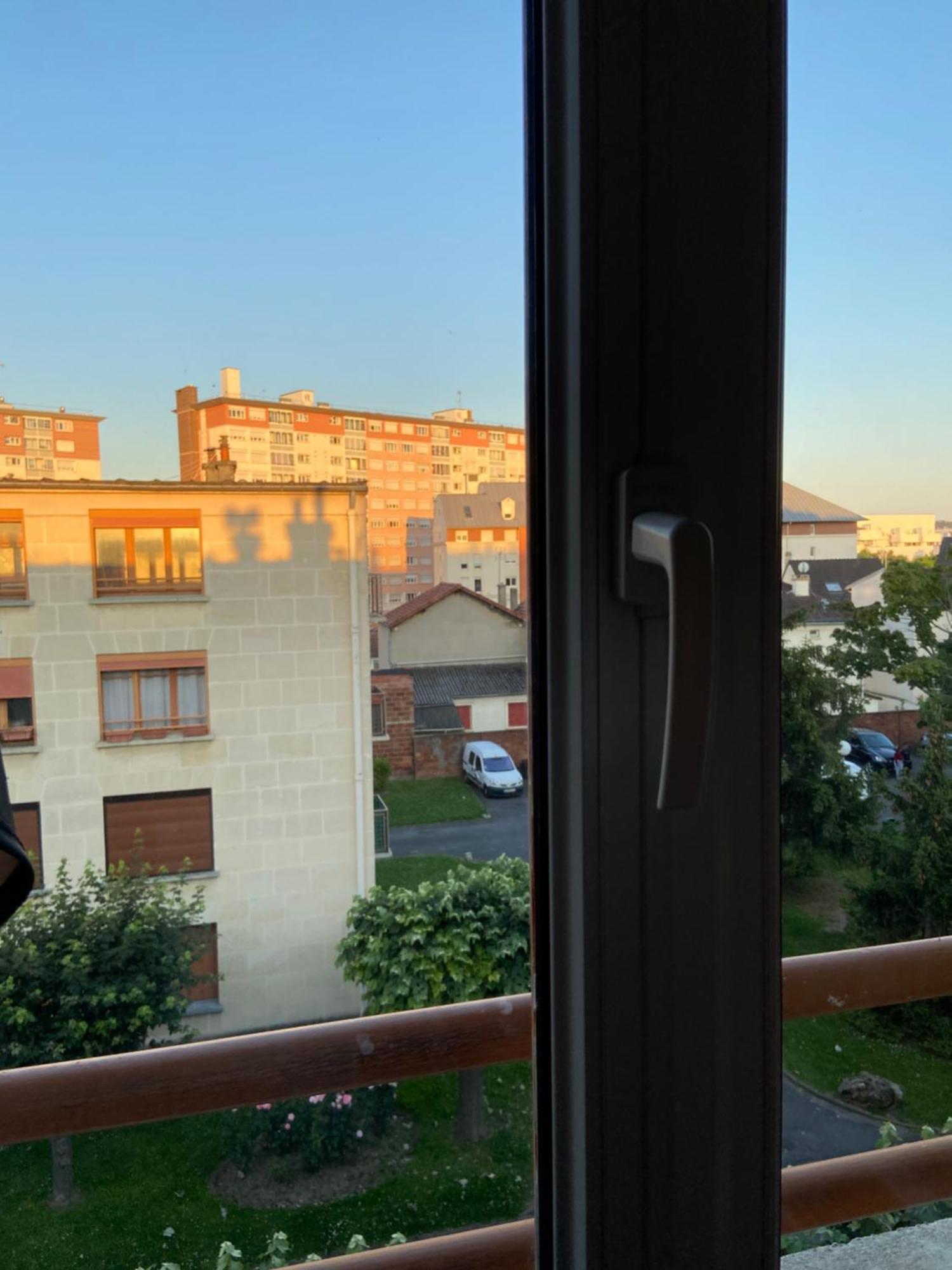 Chambre Double Cosy Aux Portes De Paris Drancy Zewnętrze zdjęcie